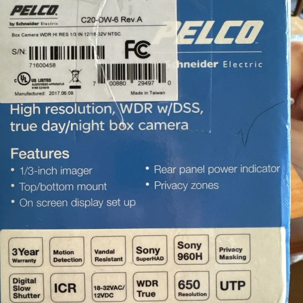 Pelco C20-DW-6 Rev A High Resolution WDR w/DSS Box Camera by Schneider Electric